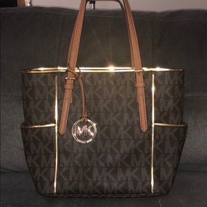Michael Kors tote